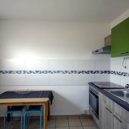 Neagu Mit 2 Apartements Διαμέρισμα